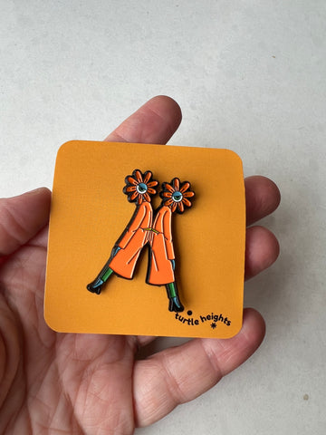 Retro Flowerheads enamel pin